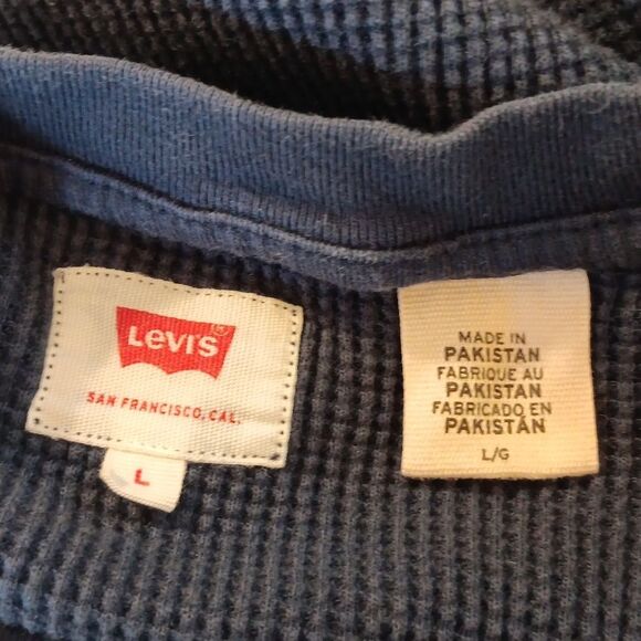 Levi's Men's Blue Thermal Pullover Top - Picture 8 of 10